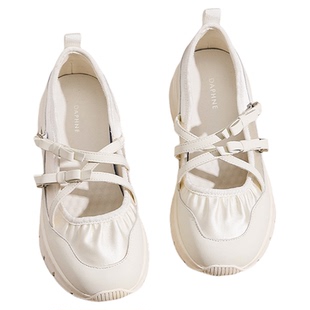 达芙妮白色运动玛丽珍鞋女2026新款春季厚底透气百搭休闲芭蕾单鞋