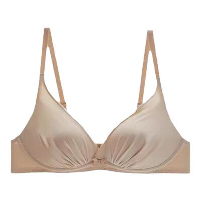 安莉芳简约无钢圈聚拢厚杯文胸