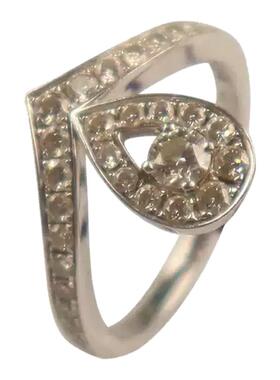 CHAUMET(尚美）白金钻石戒指