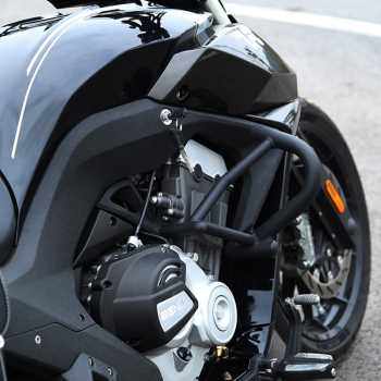 厂家奔达撩燎700摩托车改装防水边包护杠保险杠前脚蹬 大脚踏刹车