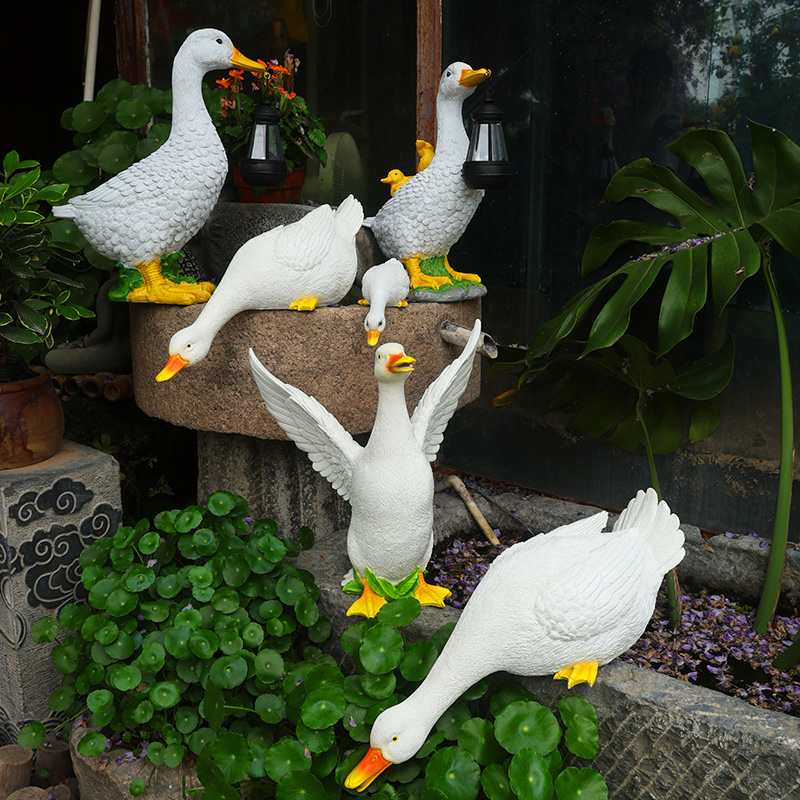 水池别墅喝水鸭摆件户外庭院仿真动物树脂雕塑小区造景摆设装饰品