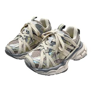 儿童鞋子女童运动鞋轻便老爹鞋2025新款秋冬季加绒二棉男童跑鞋