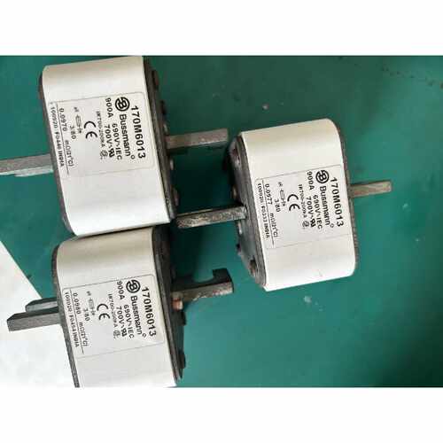 询价巴斯曼熔断器170M6013，900A，690V（IEC），