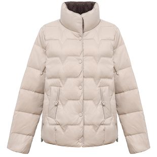 嘉兴平湖羽绒服女冬季2025新款今年流行爆款巨好看时尚保暖外套