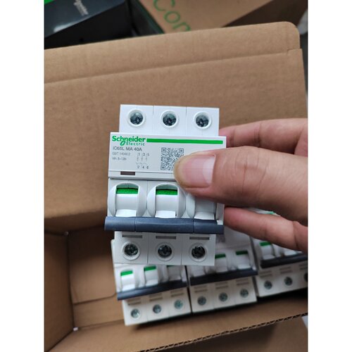 断路器iC65L MA 3P 40A询价