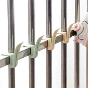 阳台晒鞋架防盗窗晾晒鞋架窗外晾衣架挂钩室外晒鞋子架子晾晒神器