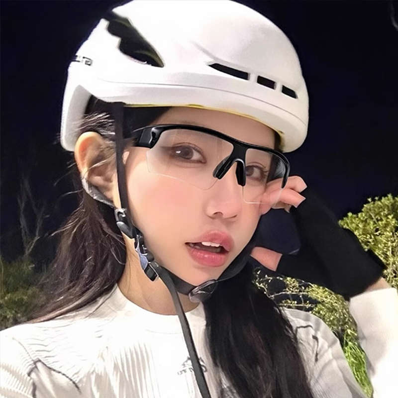 骑行眼镜防紫外线自行车变色护目镜户外日夜两用眼镜专业偏光登山