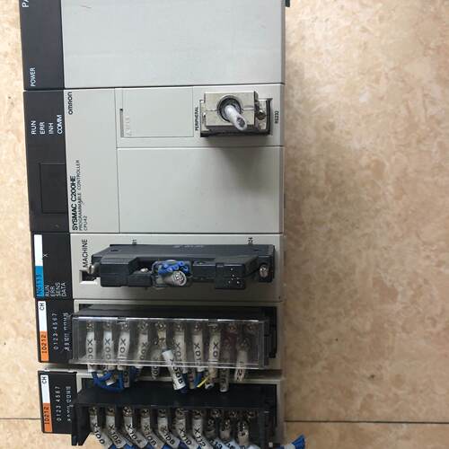 C200HE-CPU42，一个