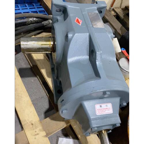 库存一台SEW K87 AD3斜齿轮减速机，M1A安装方式，询价