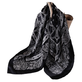 100%桑蚕丝披肩真丝围巾秋冬妈妈防晒保暖百搭丝巾腰果花黑白方巾