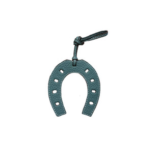 H家真皮小马蹄包包挂件头层牛皮荔枝纹钥匙扣双面U型菜篮子吊饰女