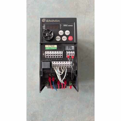 议价士林变频器 SS2-021-0.75K 少盖子 测试好发货