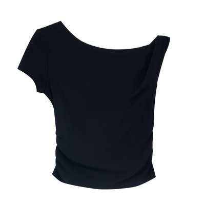 心机露肩斜肩扭结短袖T恤女