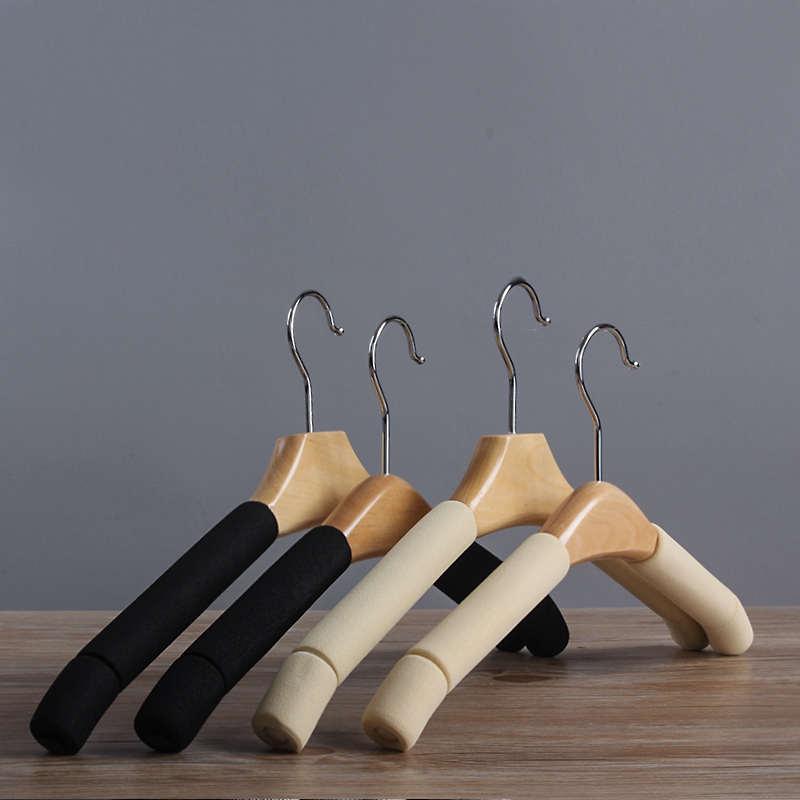 家用实木护衣胶棉防滑大衣架无痕泡沫棉木头衣挂不起包不伤衣物