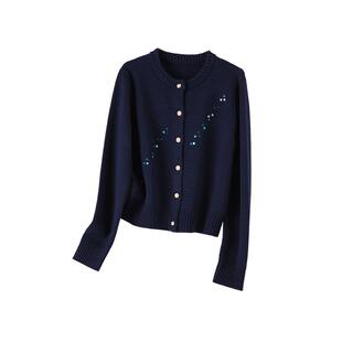 晚白年秋冬新款圆领宽松上衣气质简洁大方短针织开衫女