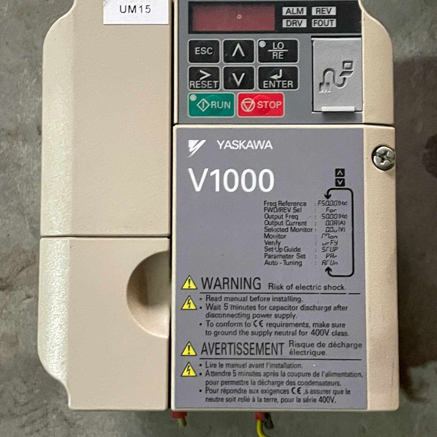 询价安川V1000变频器，型号CIMR-VCBA0006BAA， - 实物图