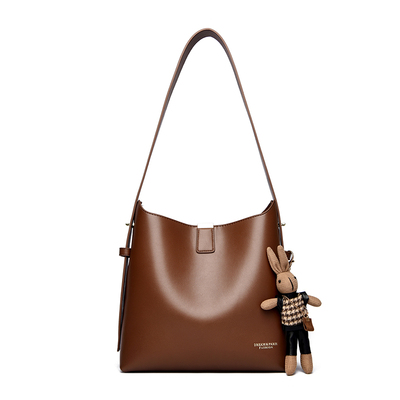 高级感真皮水桶包包女