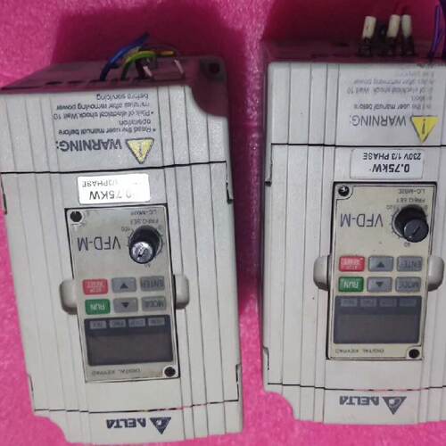 台达变频器VFD007M21A   220V   0.75k