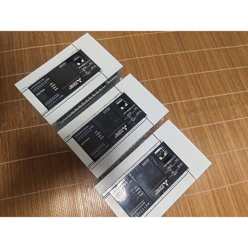 询价-FX5U32MT24年机子橙色可维修
