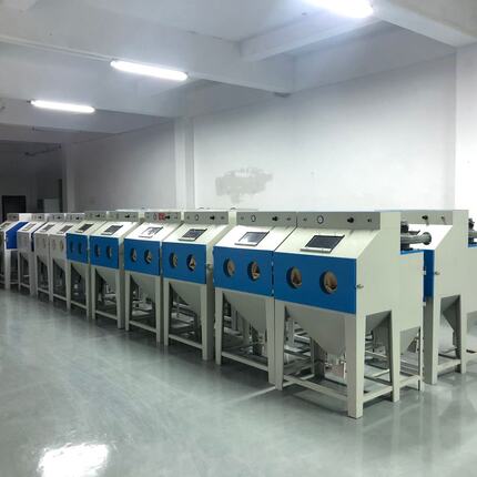 环保喷砂机厂家1010型铝件亚克力磨砂模具清理打沙箱式手动喷砂机