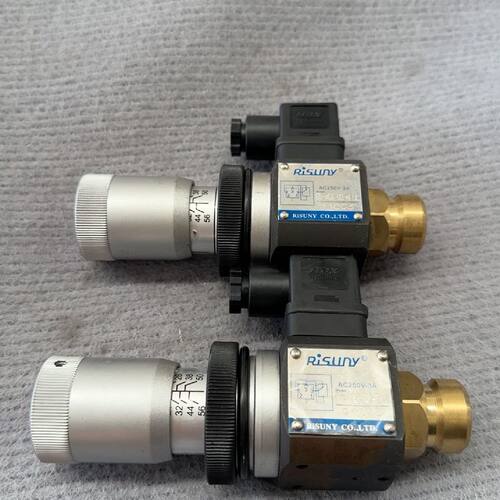 询价-仓库2个未使用JCS-02NL压力继电器朝田Risu