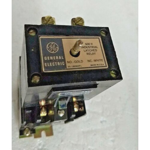 General Electric CR120BL020 600V Industrial Latched Relay CR