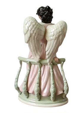 雅致西班牙天使陶瓷桌面装饰品