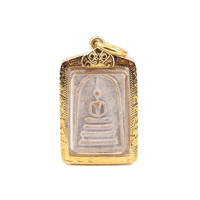 泰国特色正品佛牌龙婆培2510年一喷小模 厚金壳萨马空鉴定卡真品