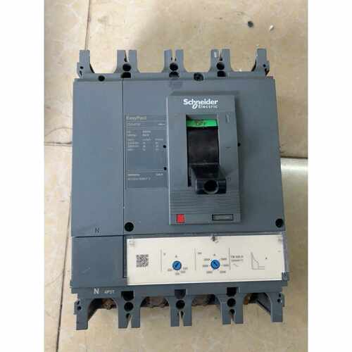 议价施耐德塑壳断路器4PCVS400F4P320A成色如图维修