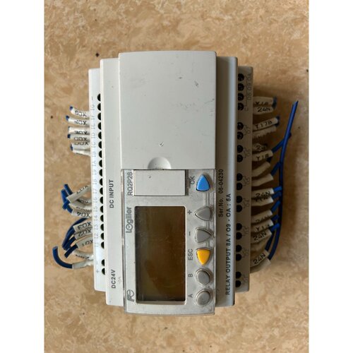 议价富士控制器 RQ2P26－R14