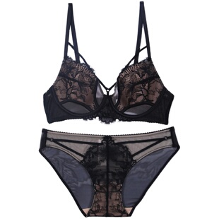 法式纯欲聚拢大胸显小防外扩下垂内衣性感交叉绑带3/4杯超薄套装