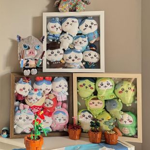 chiikawa收纳盒透明防尘相框乌萨奇吉伊卡哇毛绒玩偶挂件展示柜