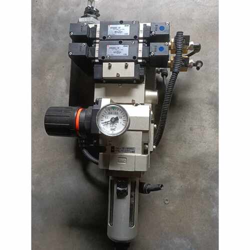 议价SMC MV7020-UU-5-5   两片VFS3200-