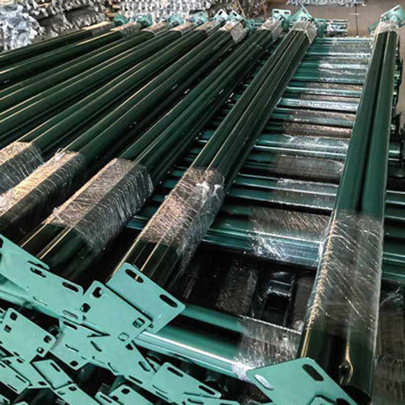 荷兰网立柱加厚护栏网立柱牛栏燕尾柱立柱农场网养殖种植围网果园