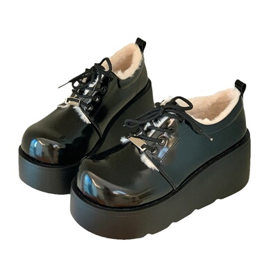 黑色加绒松糕底内增高玛丽珍鞋