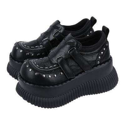 朋克风铆钉小皮鞋轻亚百搭厚底鞋