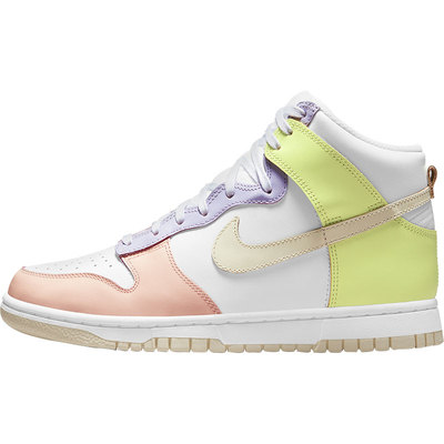 NIKE高帮休闲运动板鞋