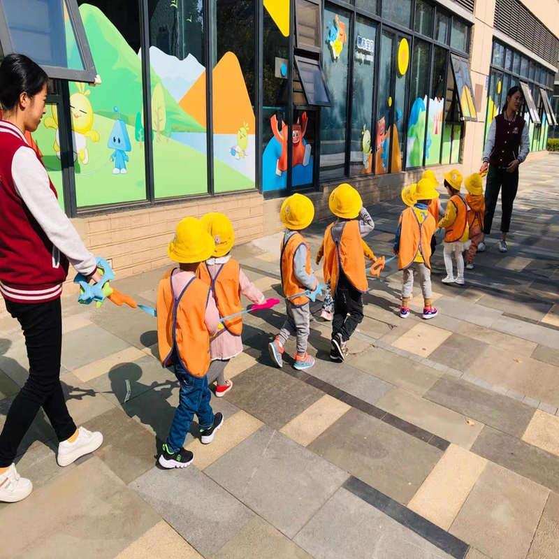 幼儿园排队牵引绳多人手拉可拆卸防走丢安全小朋友团体出行带户外