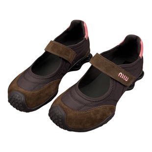 2026春季新款欧洲站欧货魔术贴百搭舒适时尚女鞋休闲真皮玛丽珍鞋