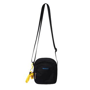 潮牌小挎包男士单肩包休闲斜挎包男款小包包男包运动小背包手机包