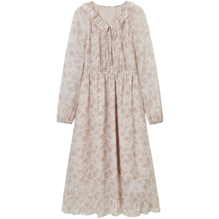 乐町木耳边V领碎花连衣裙年秋季新款浅咖温柔风飘逸长袖连衣裙