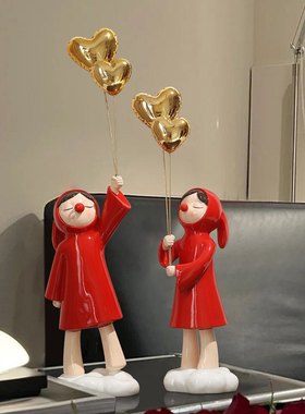 创意气球女孩家居摆件批发轻装饰办公室电视柜奢玄关桌面摆设客厅