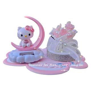 hellokitty汽车摆件车载太阳能创意个性潮抖音可爱摇头公仔网红