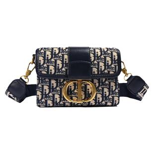 刺绣老花蒙田盒子包包2026新款宽肩带休闲小方包百搭单肩斜挎包女