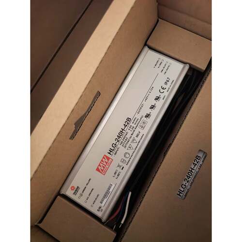 明纬HLG一240H一42B，电源，共152只！！—议价