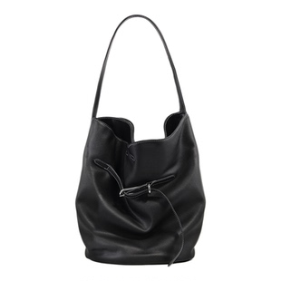 YOCAMU头层牛皮水桶包小众设计高级感锁扣单肩托特包慵懒手提大包