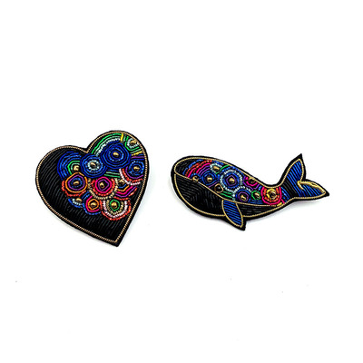 新品进口手工刺绣ALICE STUDIO钉珠爱心鲸鱼胸针配饰徽章配件海洋