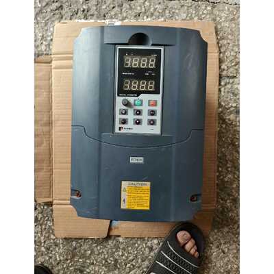 溢价-普传变频器  PI7600   7R5G3t  7.5kw
