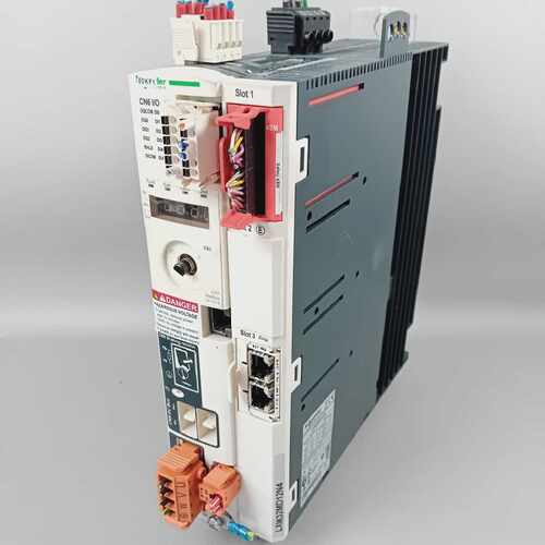 Schneider LXM32MD12N4 Knopf fehlt