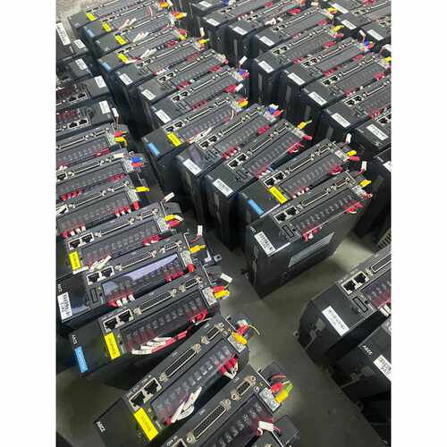〔议价-可维修〕汇川400W单驱动 lS620NS2R8l-DB lS620 工业自动